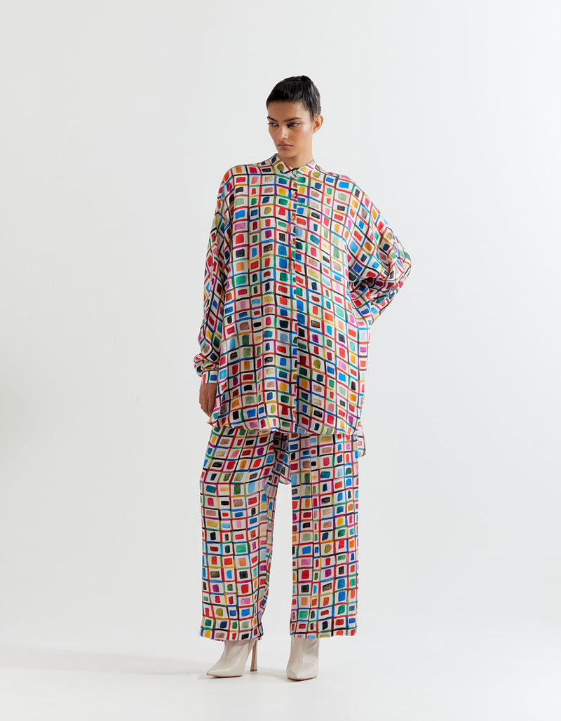 WINDOW PANE- T.SHAPE SHIRT WITH PANTS